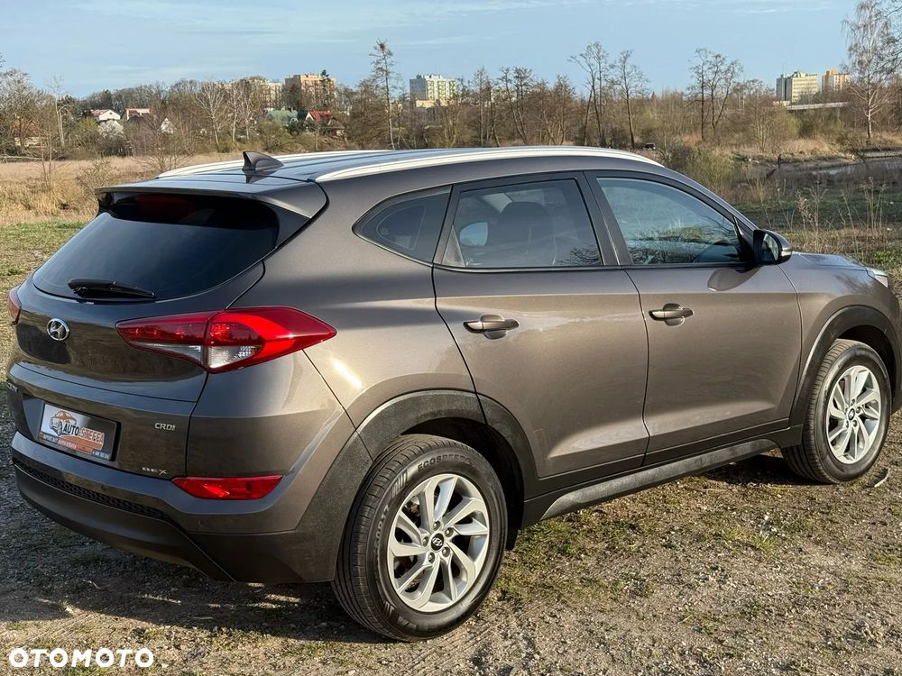 Hyundai Tucson blue 1.7 CRDi 2WD Classic - 38
