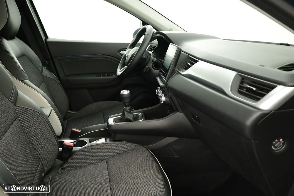 Renault Captur 1.0 TCe Techno Bi-Fuel - 24