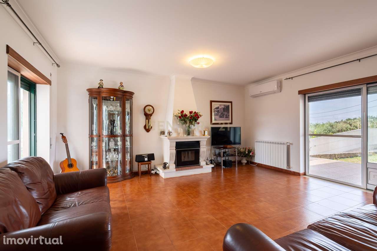 Moradia de Luxo com Vista Panorâmica sobre o Castelo do Bode e Piscina - Grande imagem: 5/21