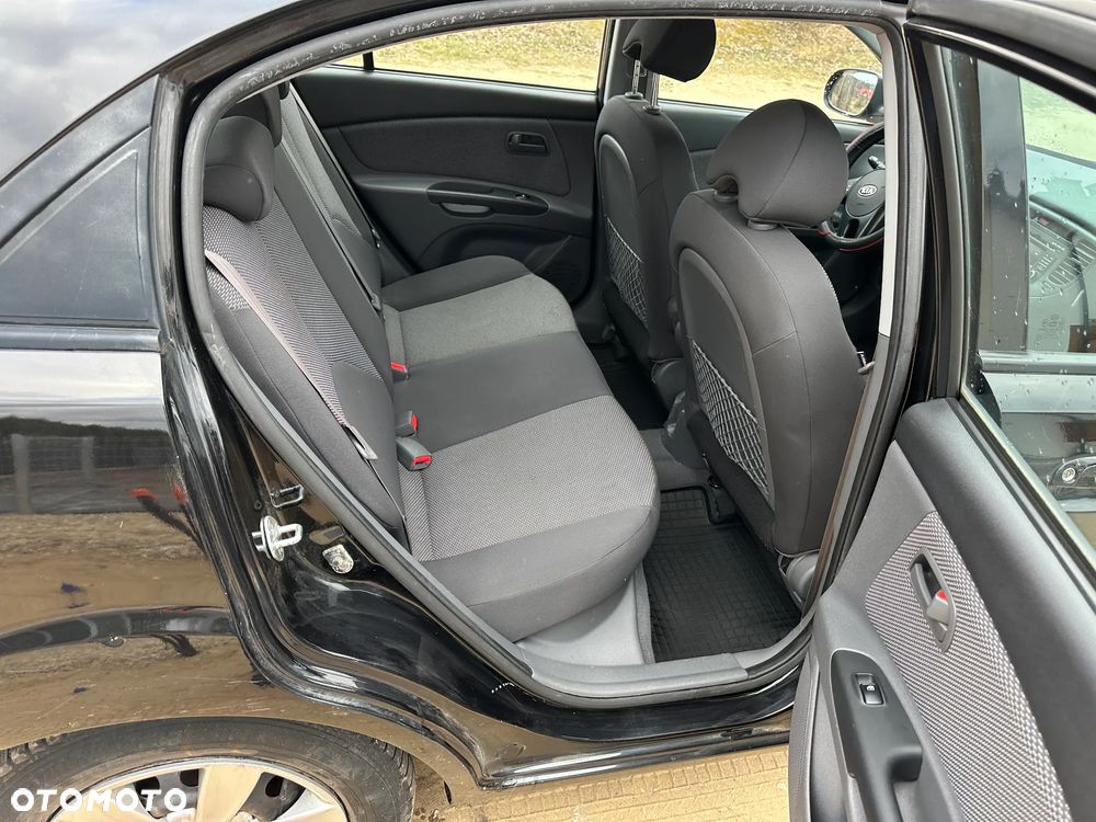 Kia Rio 1.4 Spirit - 20