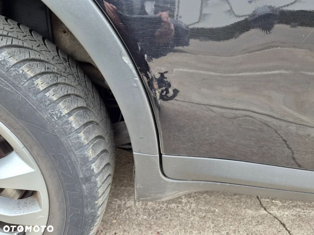 Ford Kuga 2.5 4x4 Titanium - 29