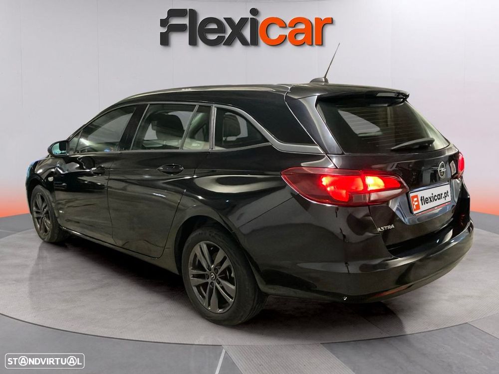 Opel Astra Sports Tourer - 4