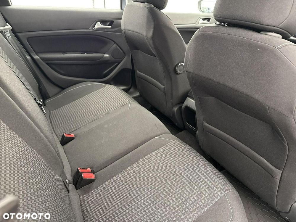 Peugeot 308 - 26