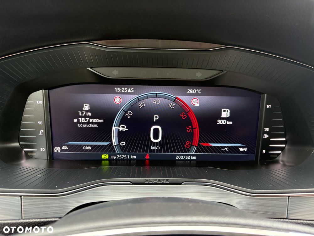 Skoda Superb 2.0 TDI Sportline DSG7 - 14