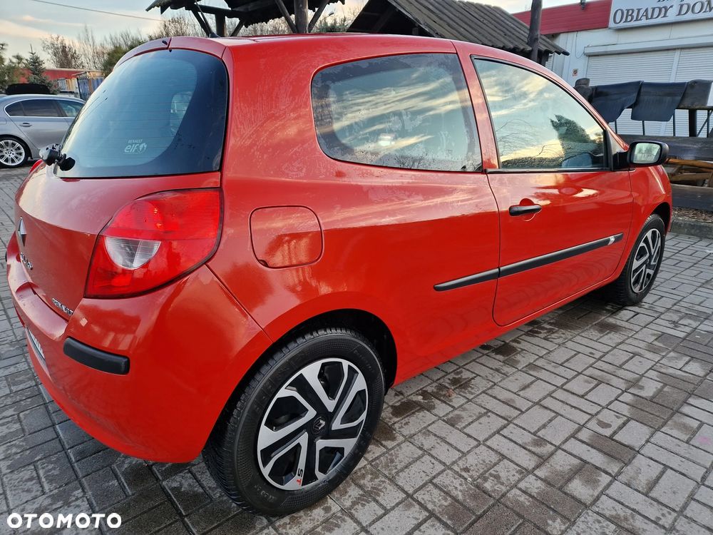 Renault Clio 1.2 16V Edition Dynamique - 4