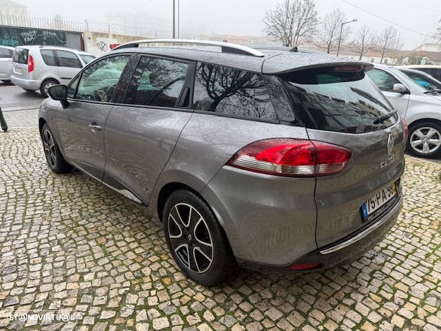 Renault Clio Sport Tourer 1.5 dCi Luxe - 2