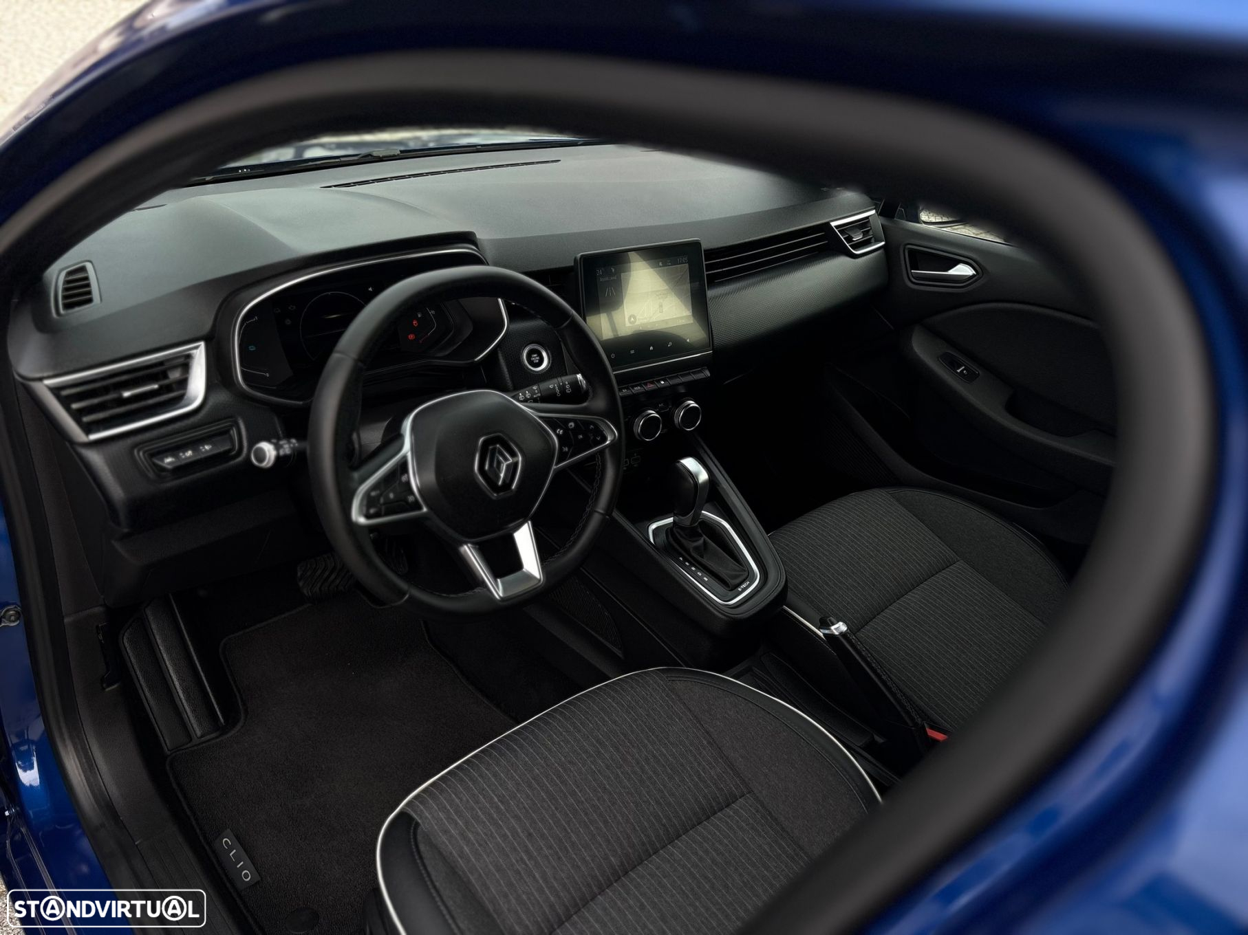 Renault Clio 1.6 E-Tech Full Hybrid Techno - 13