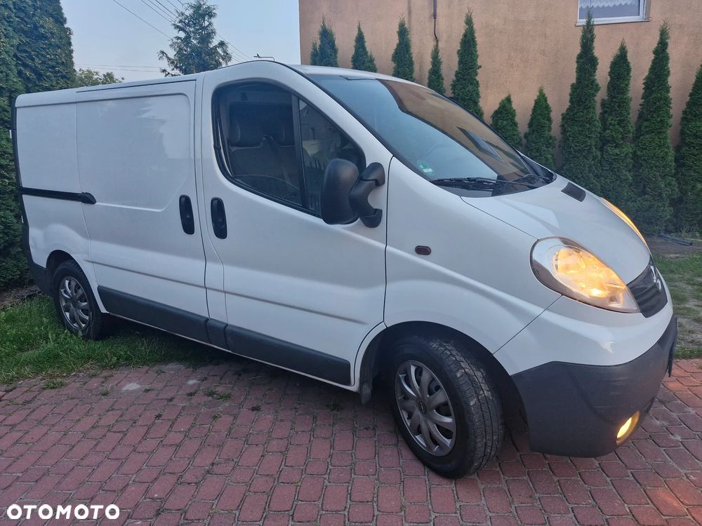 Opel Vivaro - 13