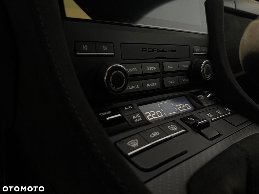 Porsche 718 Cayman GPF GT4 RS PDK - 26