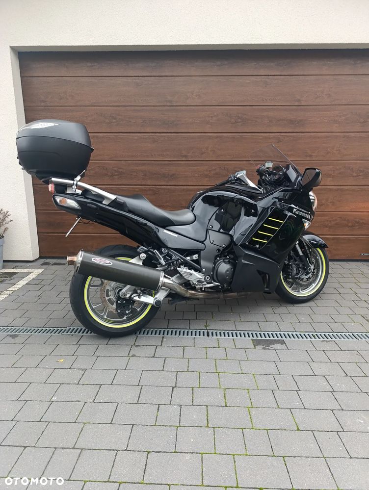 Kawasaki GTR - 15