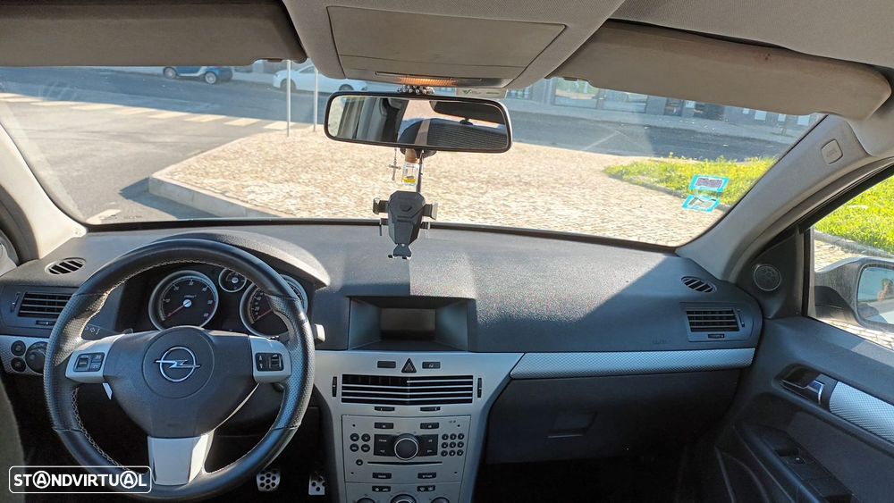 Opel Astra - 2