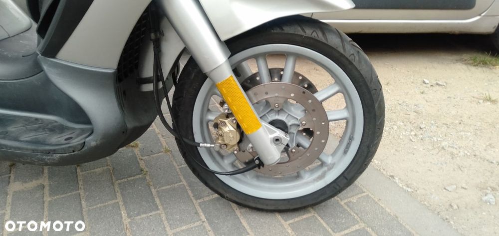 Piaggio Beverly - 11