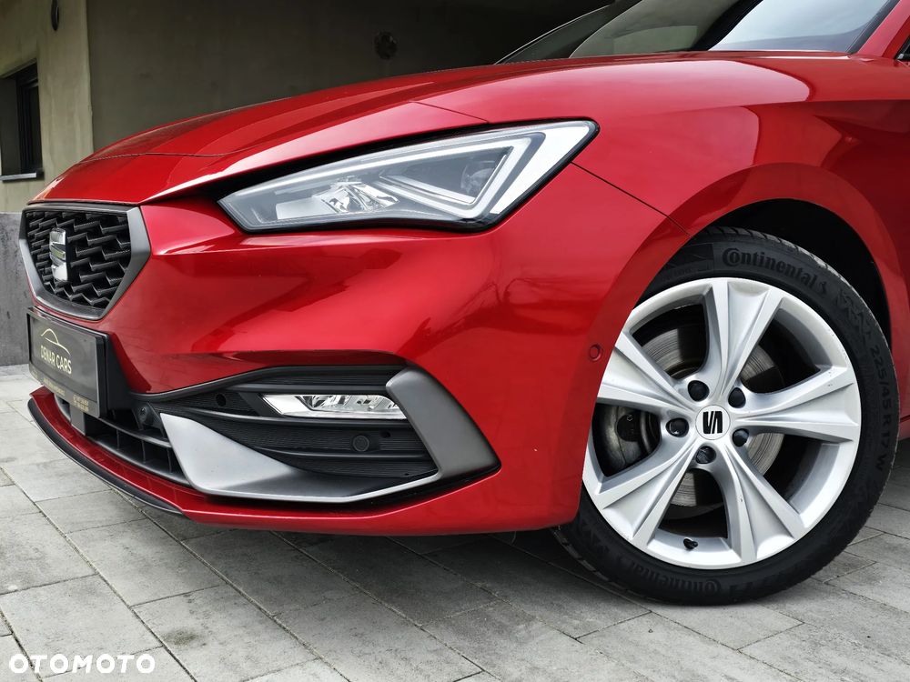 Seat Leon 1.5 eTSI OPF DSG FR Black Edition - 1
