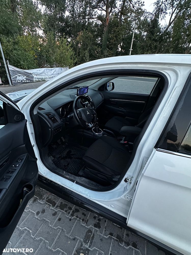 Mitsubishi ASX 1.6 Litre 4WD DI-D 6 Instyle - 9