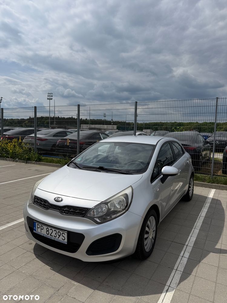 Kia Rio 1.4 crdi M - 2