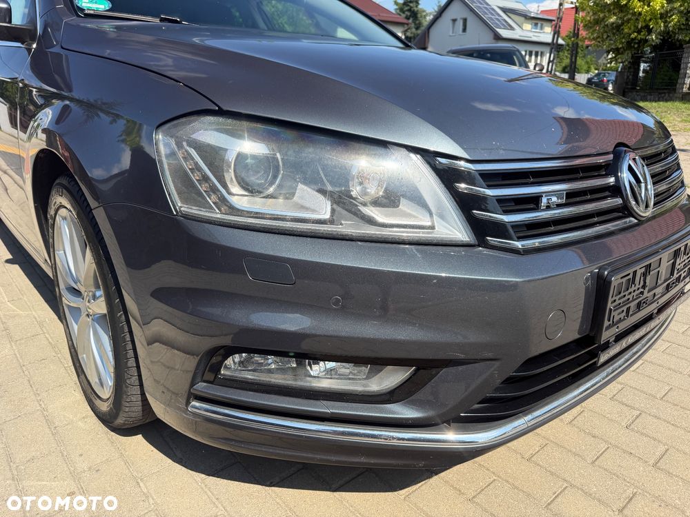 Volkswagen Passat 2.0 TDI DSG BlueMotion Technology R-Line - 11