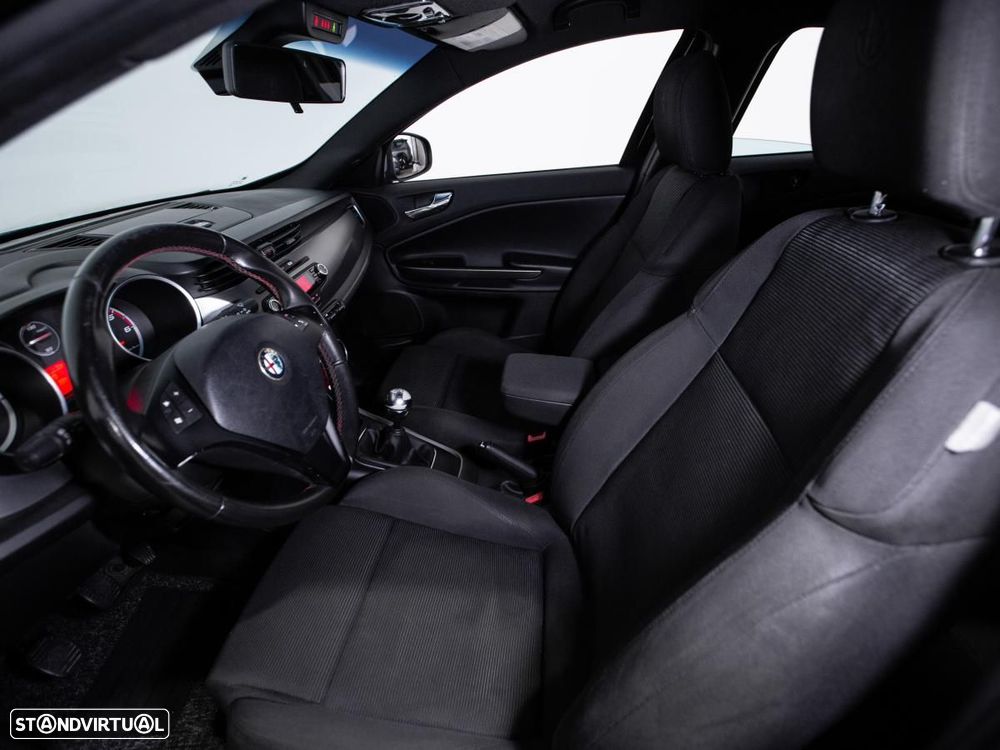 Alfa Romeo Giulietta - 7
