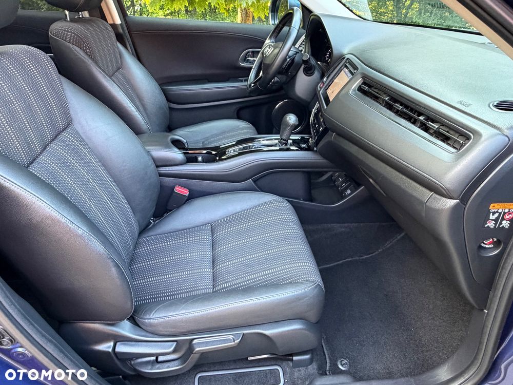 Honda HR-V 1.5 i-VTEC CVT Executive - 22