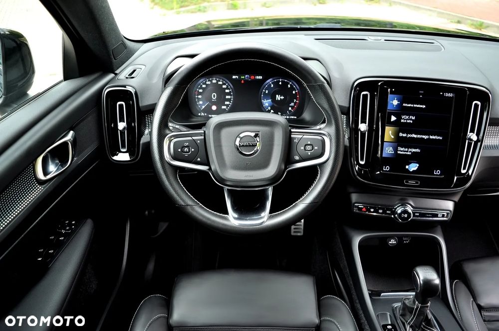 Volvo XC 40 T3 R-Design - 23