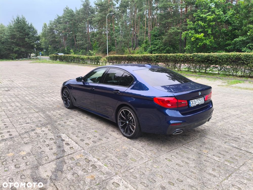 BMW Seria 5 520d M Sport - 6