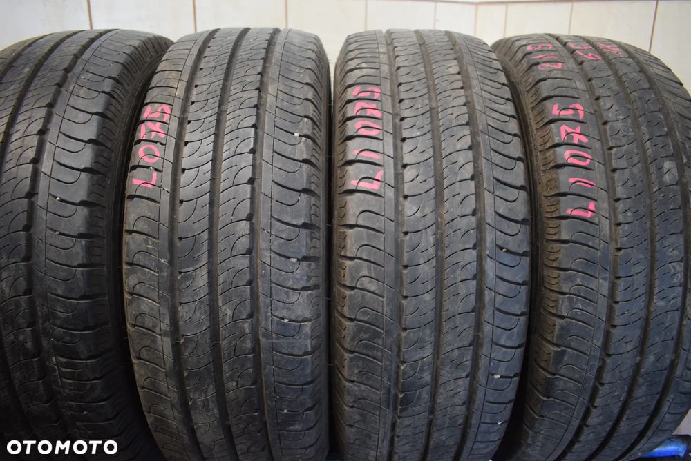 R16C 215/65 Goodyear Efficient Grip Cargo - 1