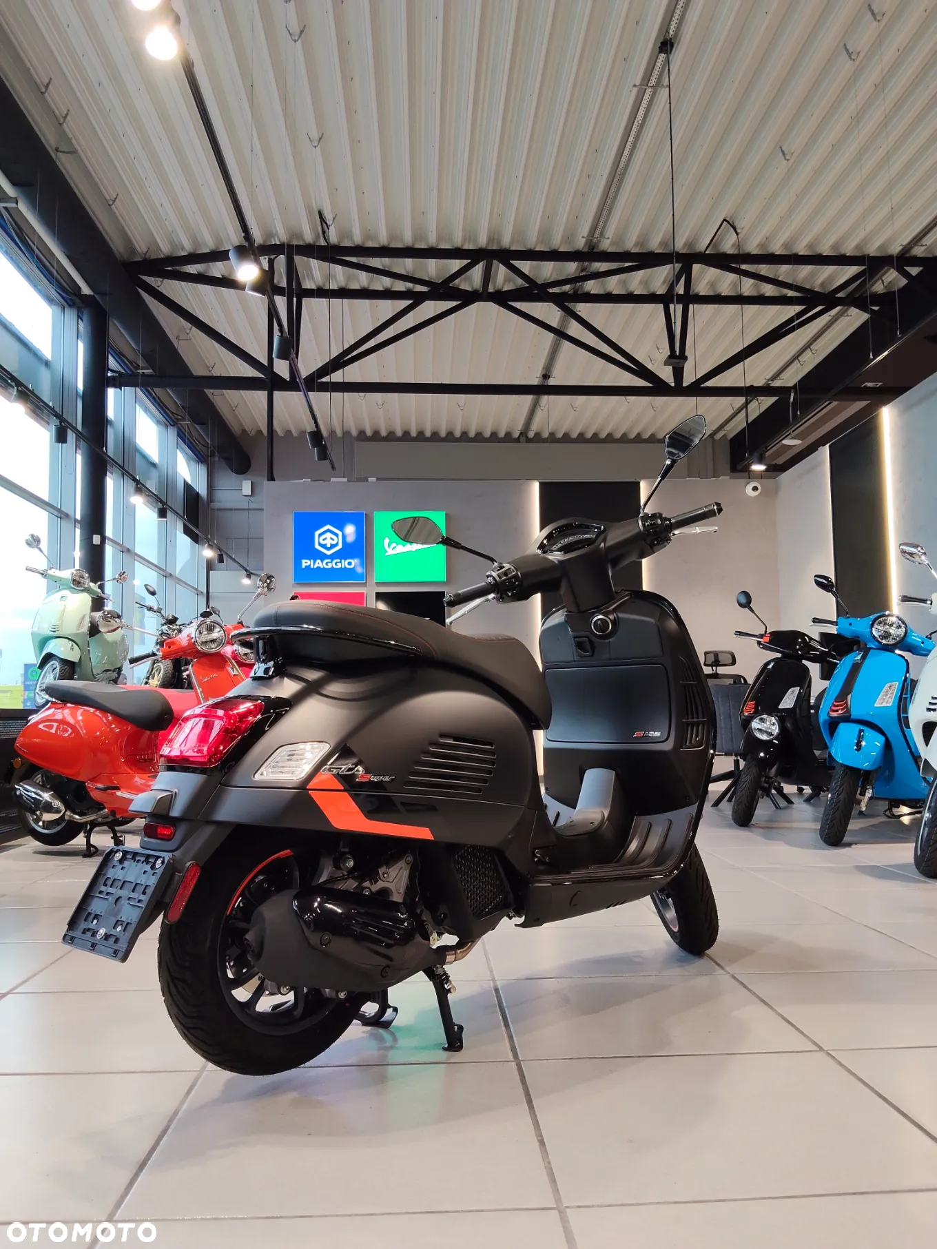 Vespa GTS - 4