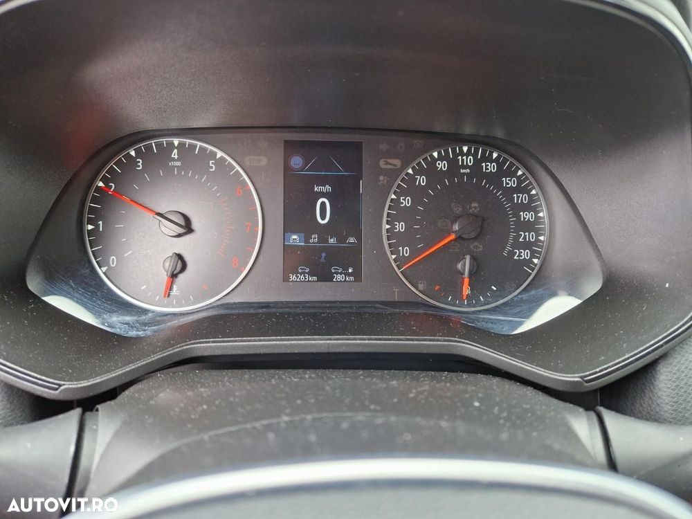 Renault Clio - 8