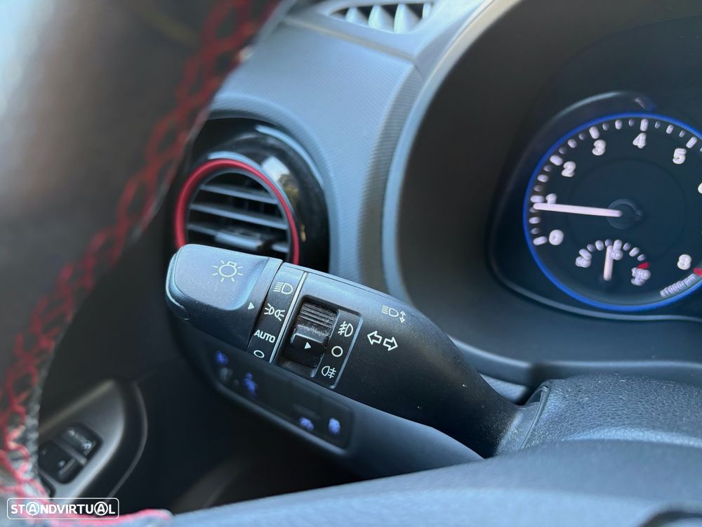 Hyundai Kauai 1.0 T-GDi Premium Pele/Tec.Vermelho - 28