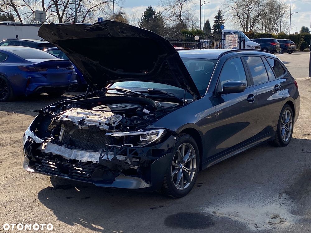 BMW Seria 3 318d MHEV Sport Line - 4