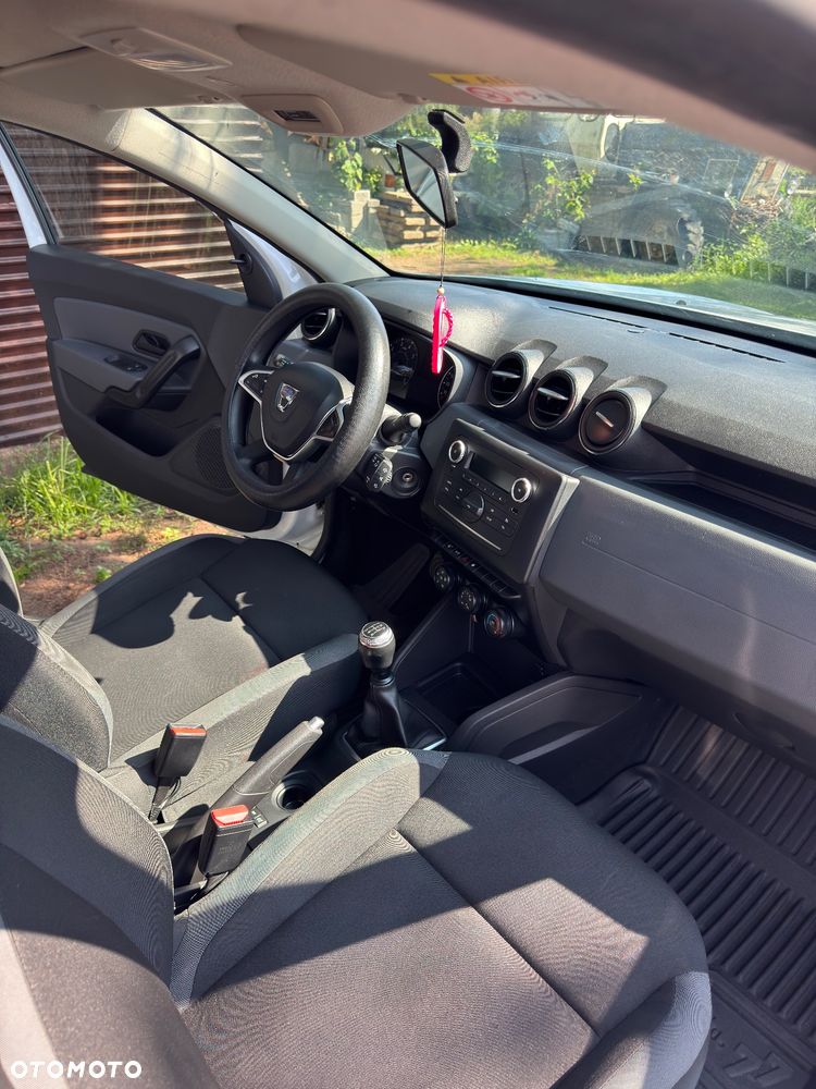 Dacia Duster TCe 100 2WD Essential - 10