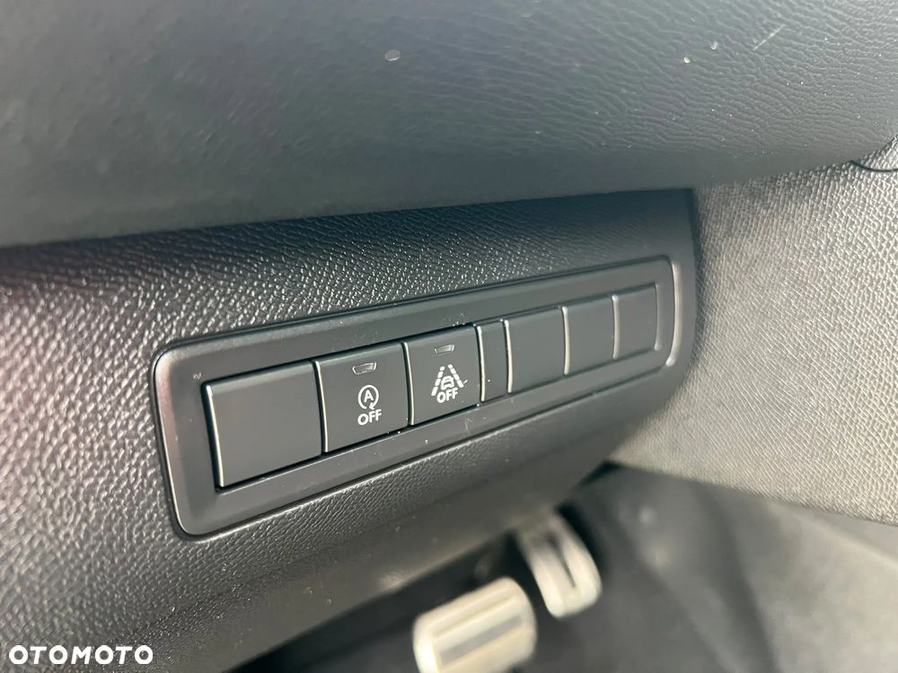 Peugeot 308 PureTech 130 GPF EAT8 Stop & Start Tech Edition - 27