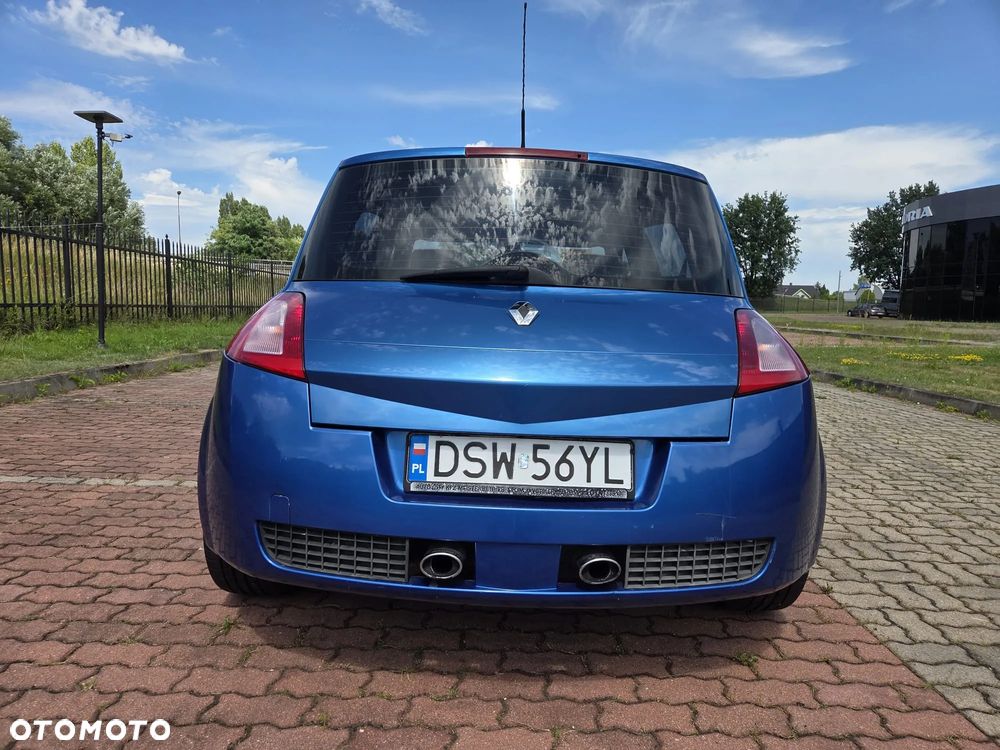 Renault Megane 1.9 dCi Luxe Dynamique - 11