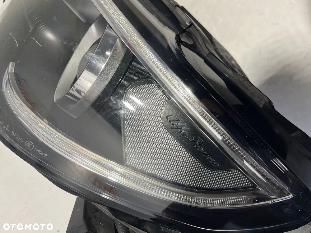 Lampa BIXENON ALFA ROMEO STELVIO 50552987 LEWA - 11