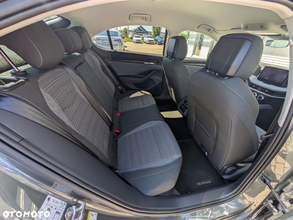 Skoda Superb 1.5 TSI mHEV Selection DSG - 19