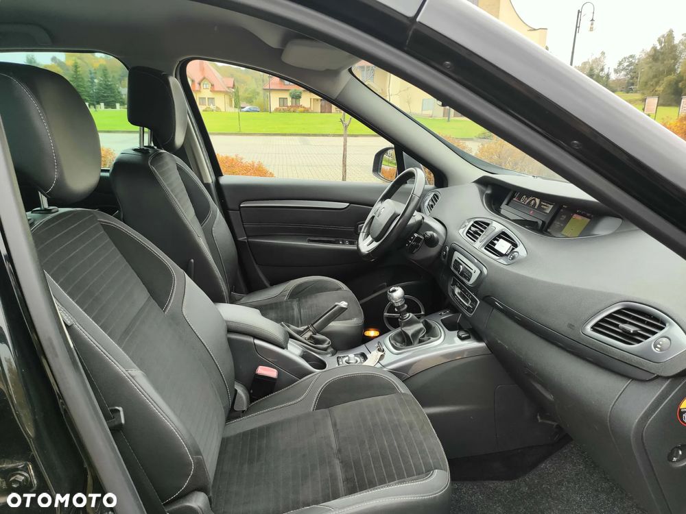 Renault Scenic Energy dCi 130 S&S Xmod Bose Edition - 17