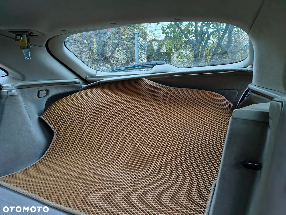 Lexus IS 200 SC Prestige - 8