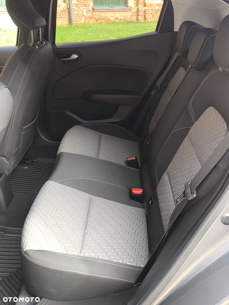 Renault Clio TCe 90 EVOLUTION - 19