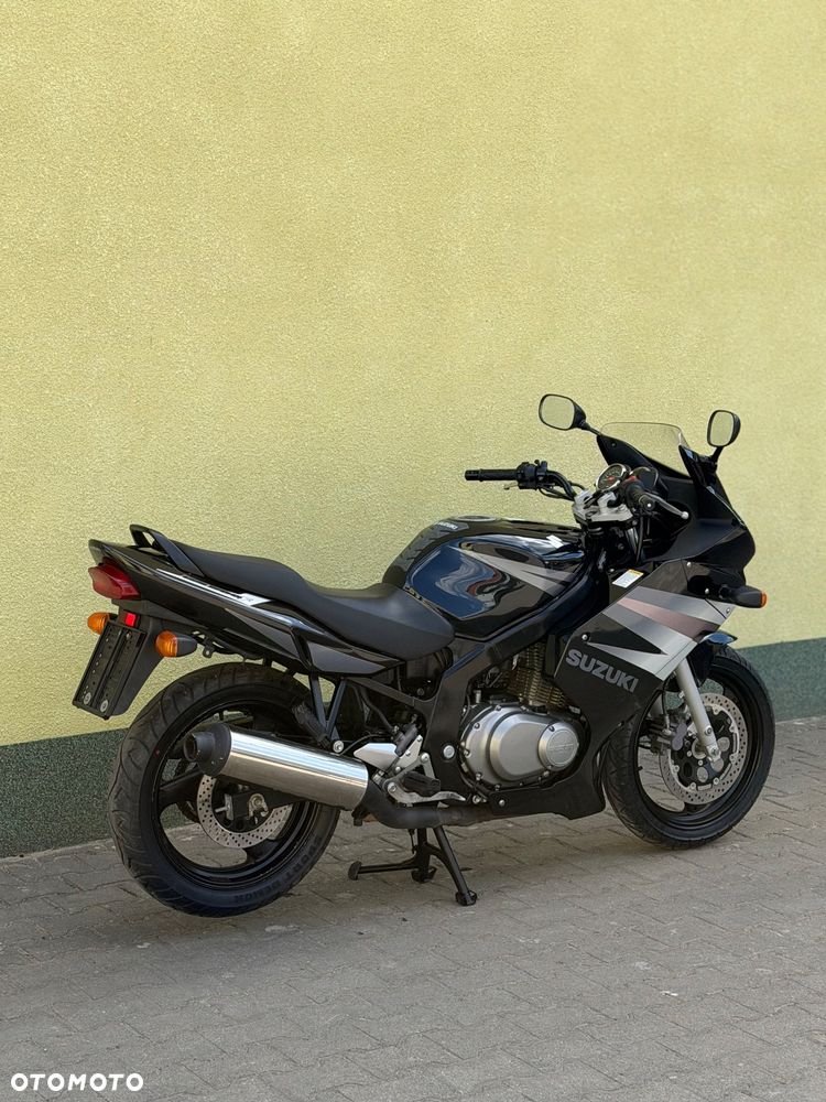 Suzuki GS - 10