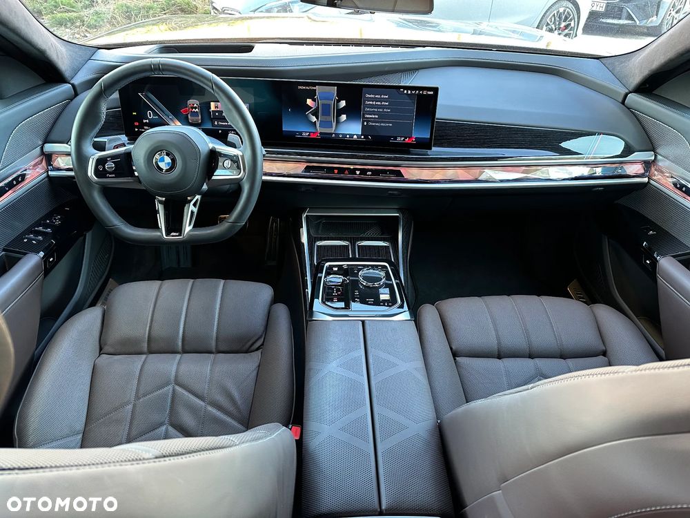 BMW Seria 7 740d xDrive mHEV M Sport sport - 9