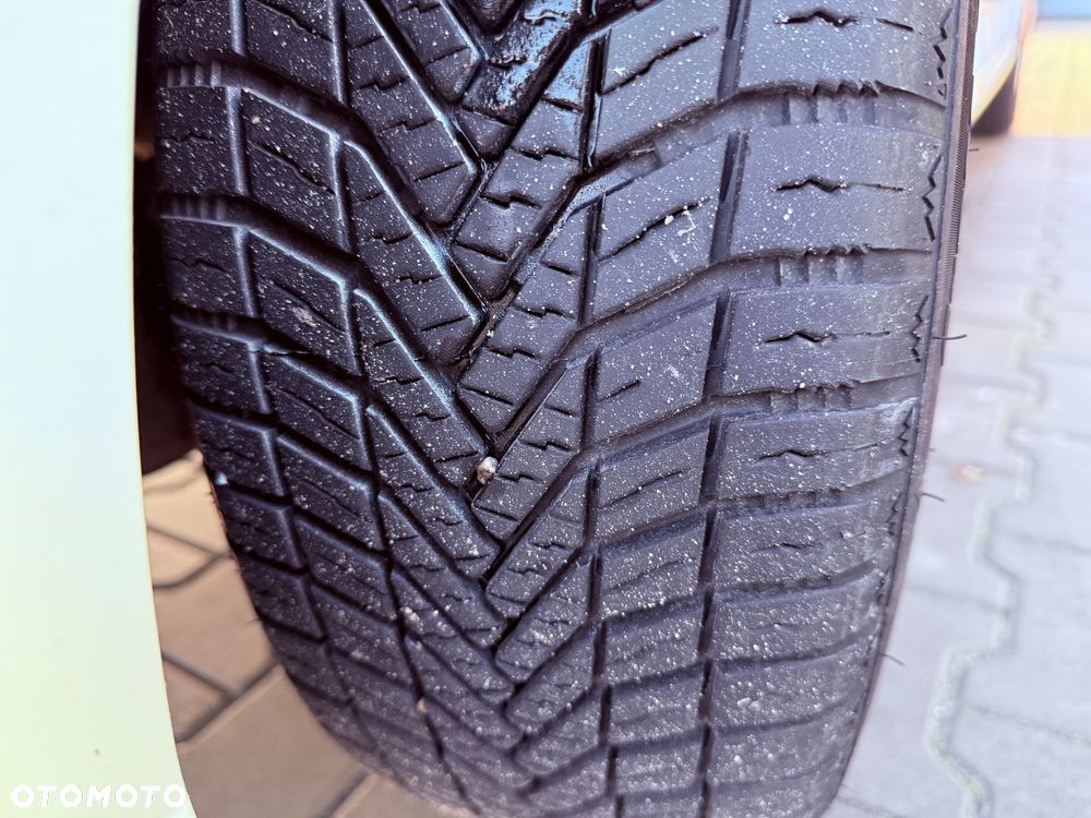 Skoda Fabia 1.0 Ambition - 12