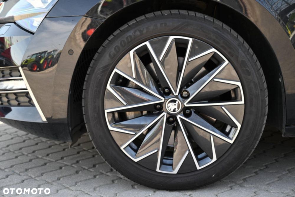 Skoda Superb 2.0 TSI 4x4 L&K DSG - 14