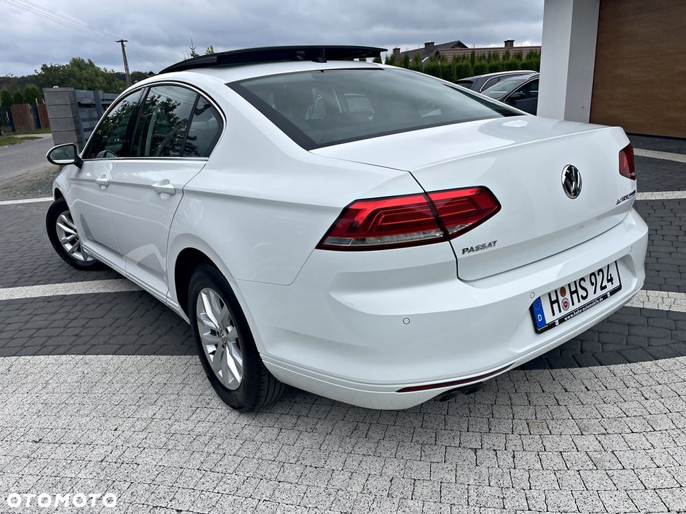 Volkswagen Passat 2.0 TDI SCR (BlueMotion Technology) DSG Comfortline - 10