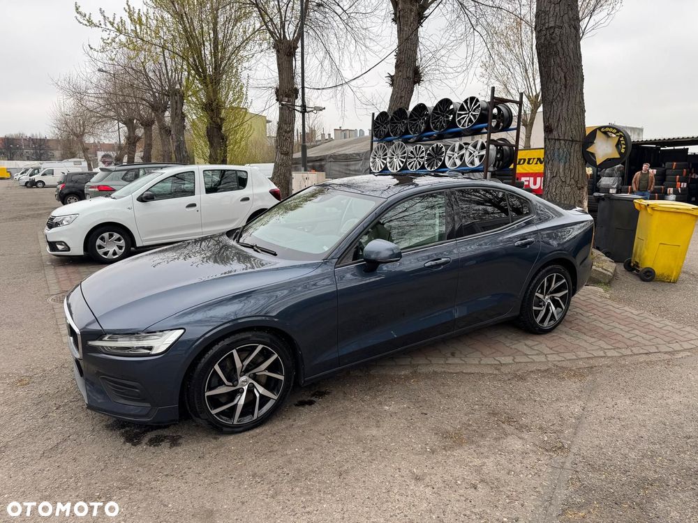 Volvo S60 T6 AWD Momentum Pro - 1