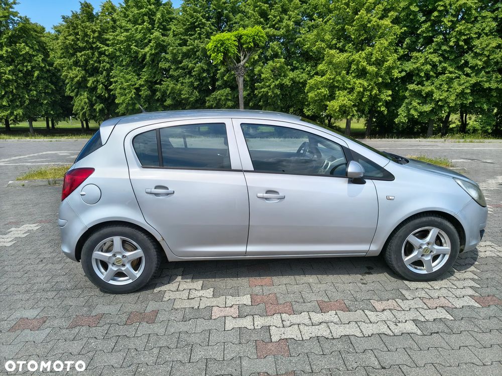 Opel Corsa 1.3 CDTI Enjoy - 3
