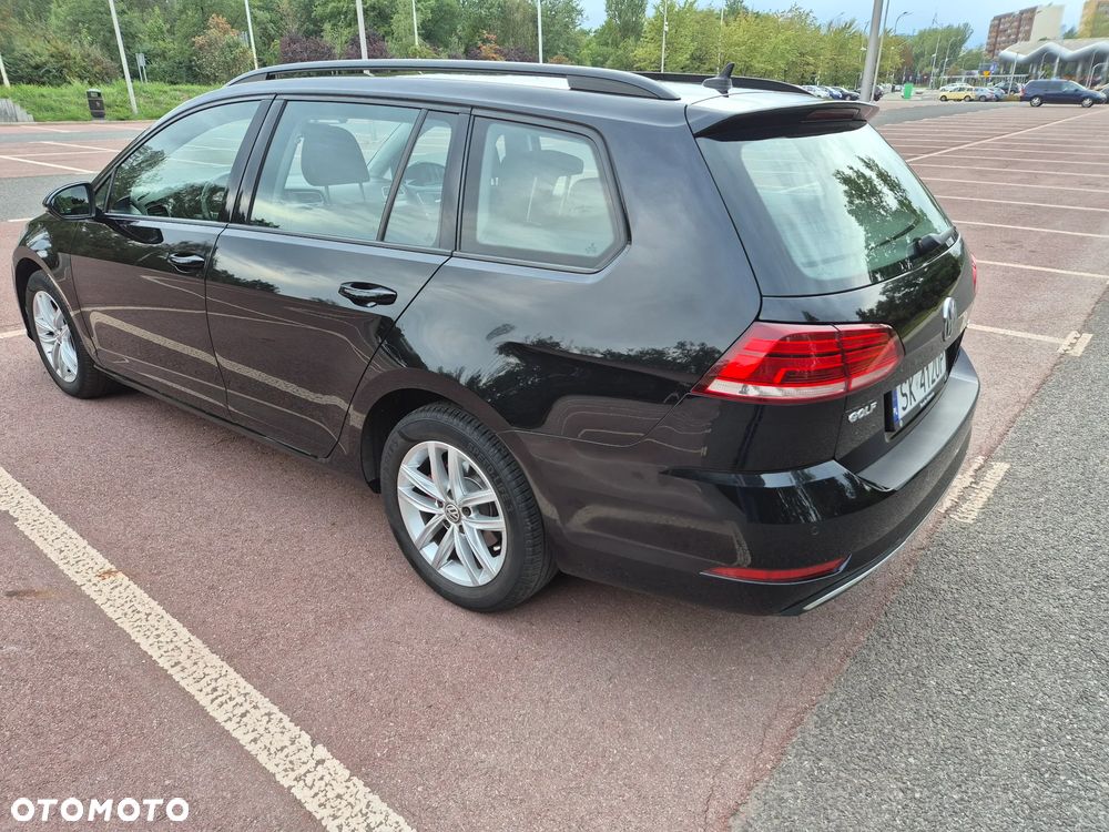 Volkswagen Golf - 4