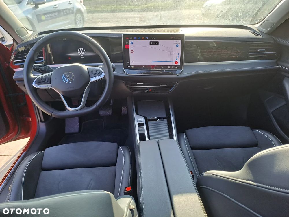 Volkswagen Passat - 8