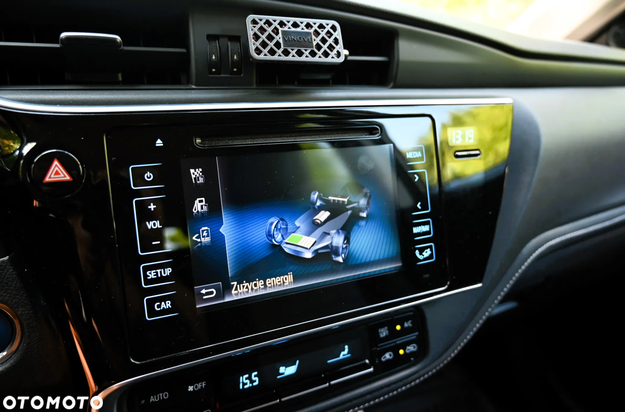 Toyota Auris - 32
