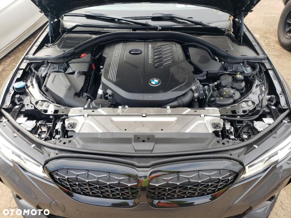 BMW Seria 3 M340i xDrive - 10
