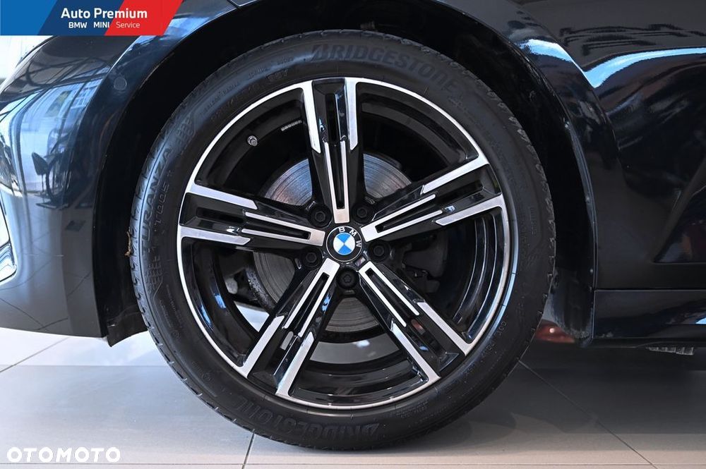 BMW Seria 3 320d xDrive mHEV - 23