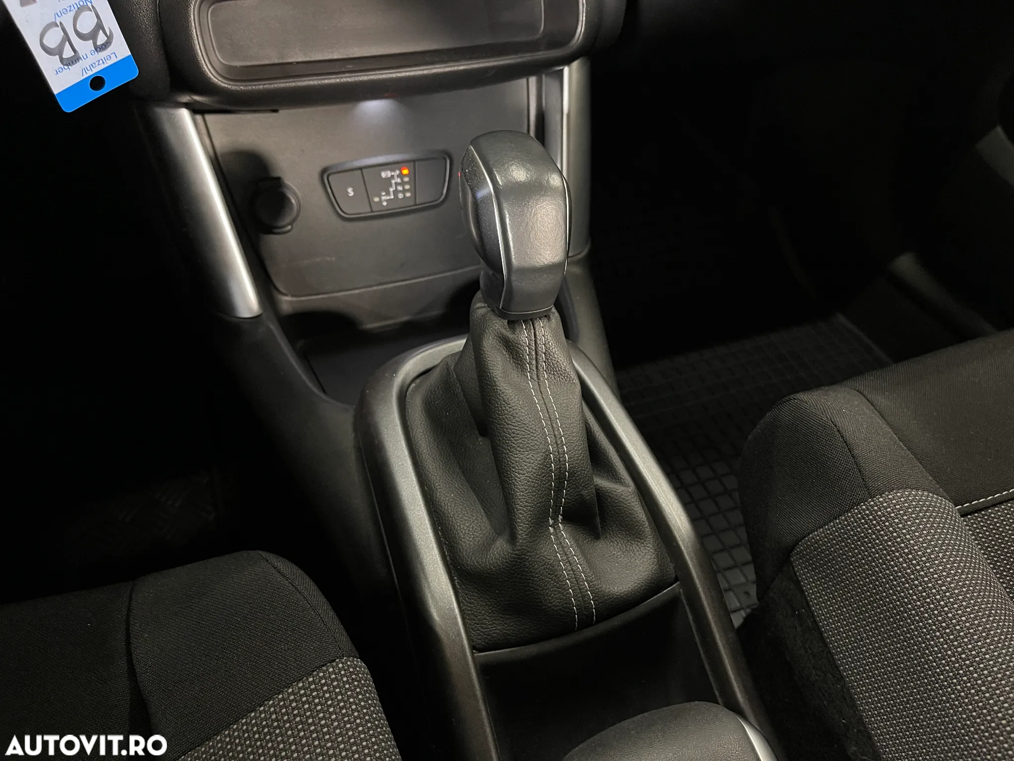 Citroën C3 AIRCROSS BlueHDI 120 Stop & Start EAT6 FEEL PACK - 21